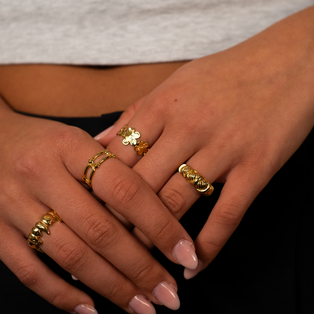 LYRA Ring